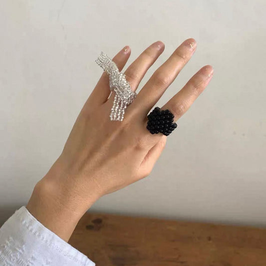 (feuil)LES. “Knot” Rings