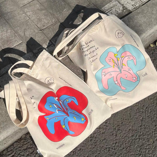 (feuil)LES. “Star Lily Equality” Tote