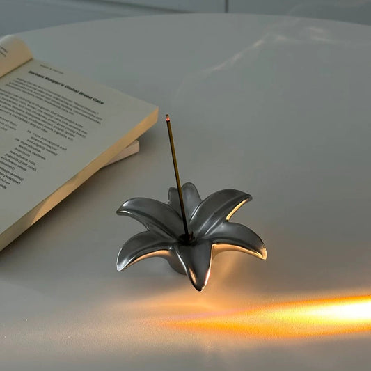 (feuil)LES. “Still Ember” Handcrafted Glass Incense Holder