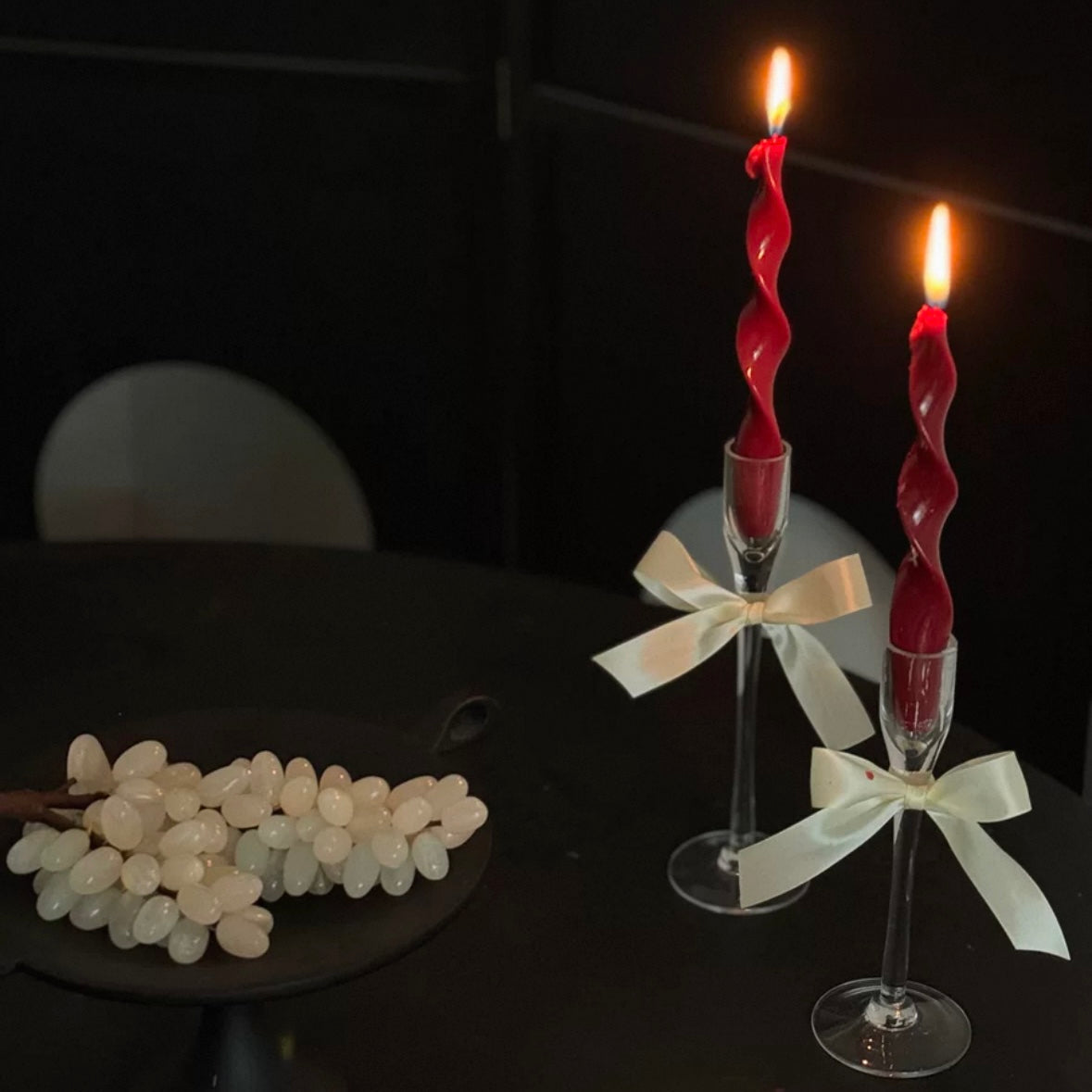 (feuil)LES. “Ribbon Twist” Taper Candles
